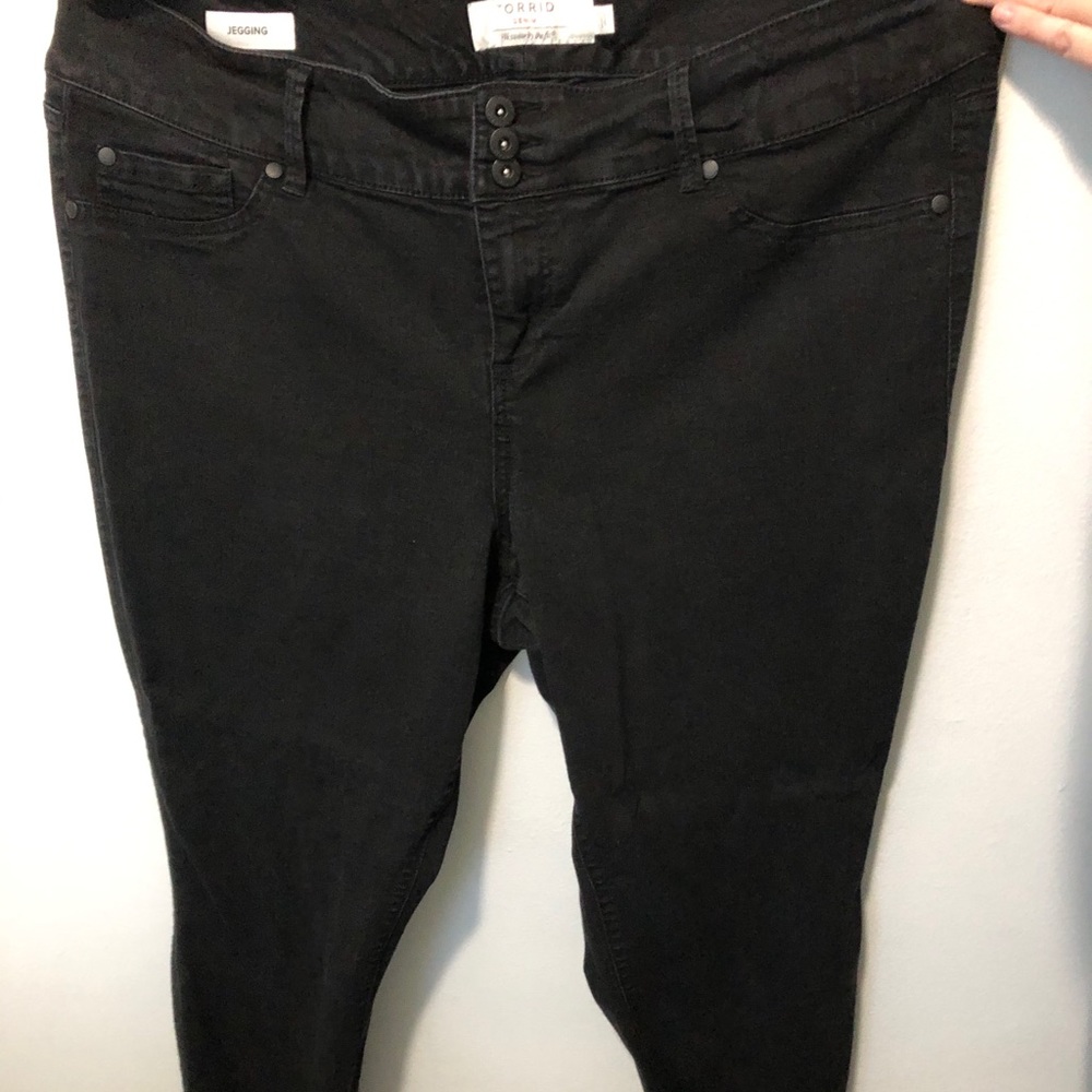 Torrid Black Size 22R Jeggings